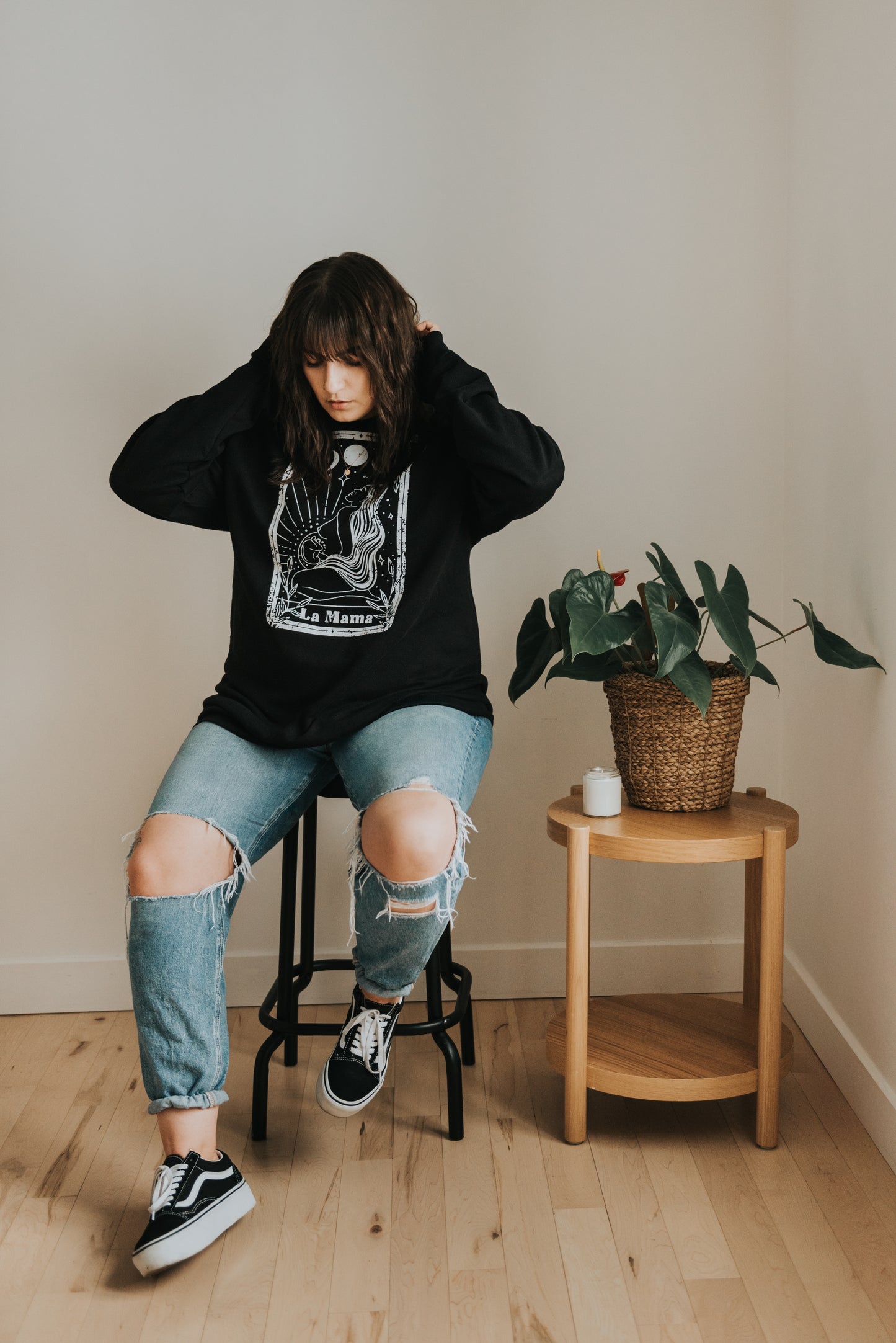 Crewneck · LA MAMA