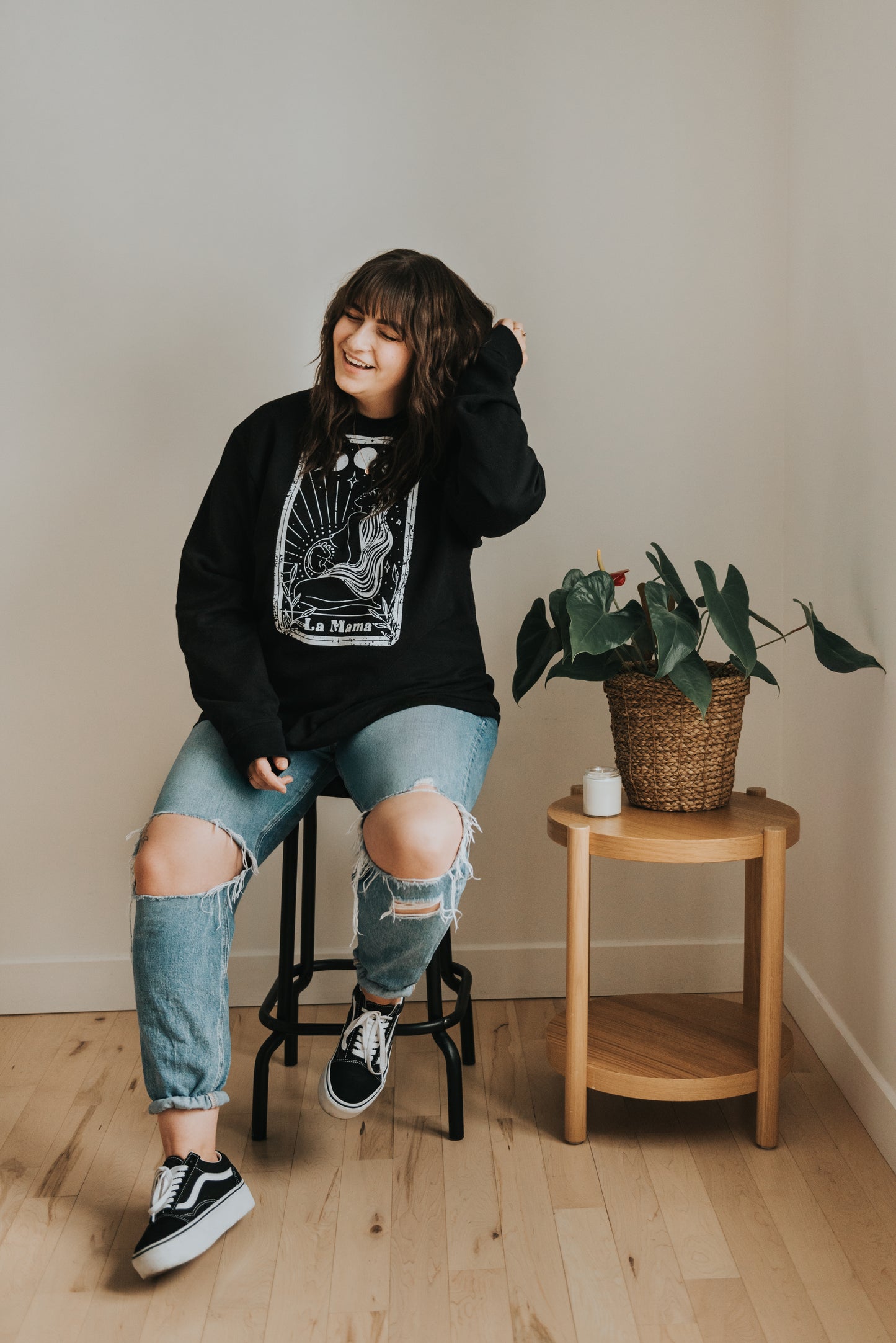 Crewneck · LA MAMA