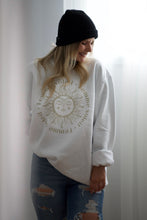 Load image into Gallery viewer, Crewneck FEMME SOLEIL
