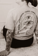 Charger l&#39;image dans la galerie, T-shirt boxy FEMME SPIRITUELLE
