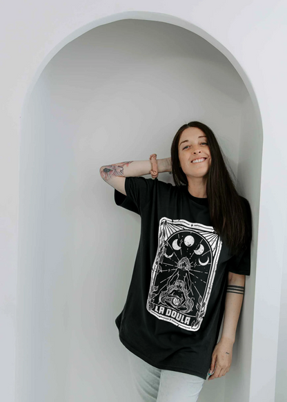 LA MAMA oversized T-shirt