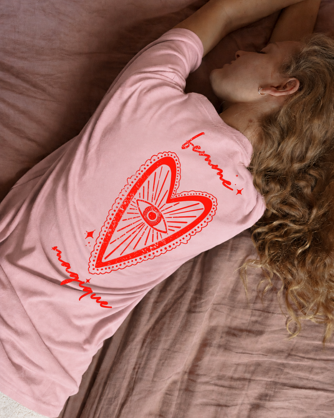 T-shirt oversized · FEMME MAGIQUE