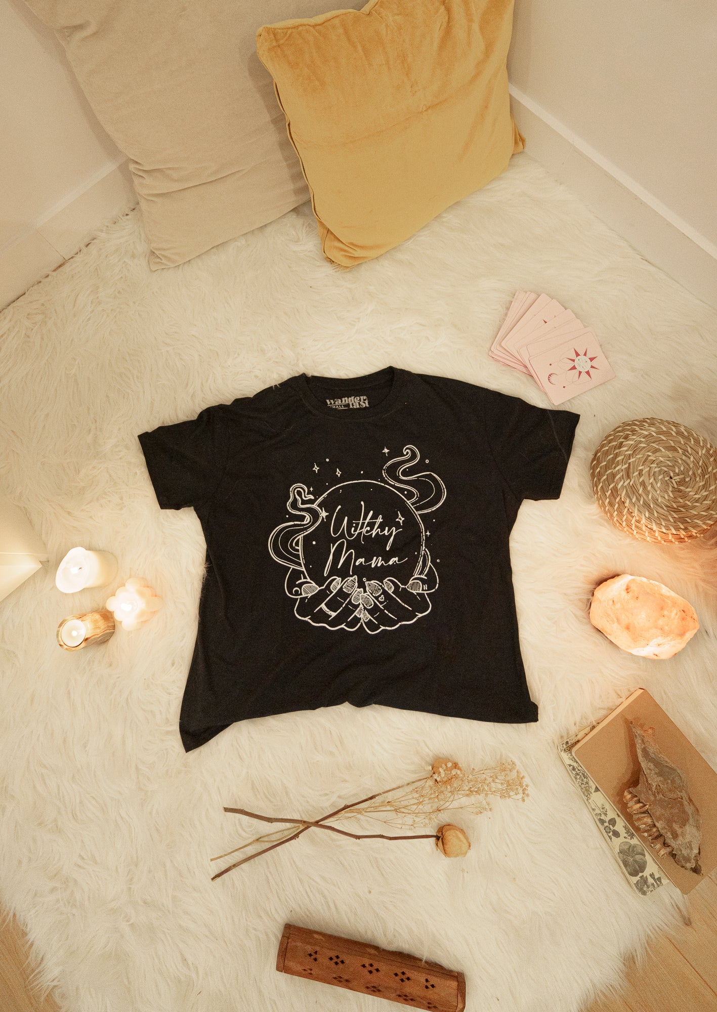 T-shirt boxy · WITCHY MAMA